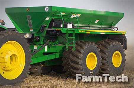 Разбрасыватель минеральных удобрений John Deere DN345