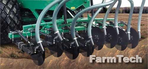 Устройство для разбрасывания жидких органических удобрений с режущими дисками GEA Houle