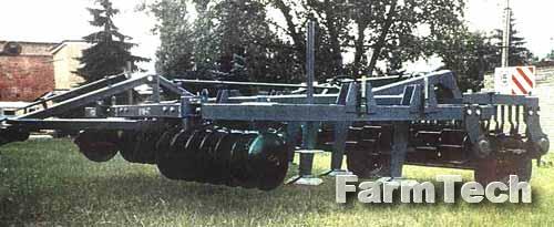 Агрегат комбинированный для предпосевной обработки почвы РМЗ КУМ-4