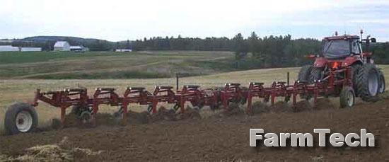 Плуг 7-14-и корпусной отвальный Salford 8209