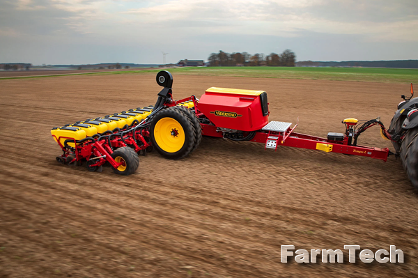 Высокоскоростная пропашная сеялка VADERSTAD Tempo L 18