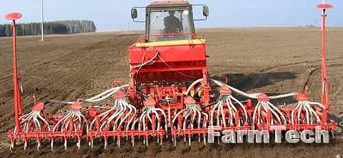 Сеялка зернотуковая БЭЗ С-6Т