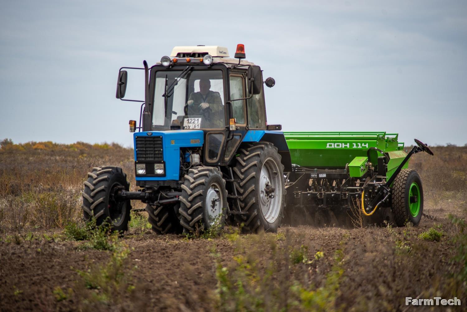 Сеялка зернотуковая НАИР Дон-114