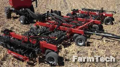 Сеялка пневматическая для земледелия с минимальной обработкой почвы Case IH Precision Disk 30