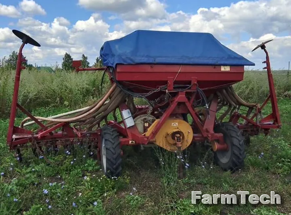 Агрегат комбинированный почвообрабатывающий посевной Лидагропроммаш АПП-4П