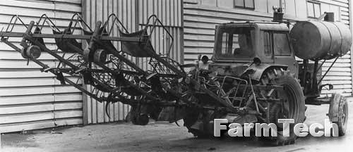 Машина для посадки рассады земляники ВСТИСП ПРЗ-4