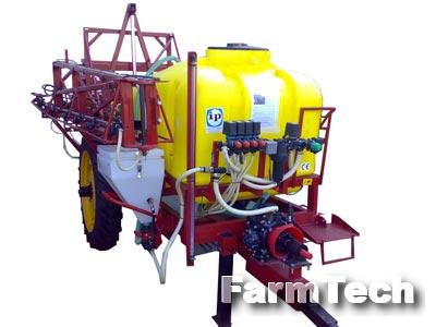 Опрыскиватель Агротехника ОРП-2000/18