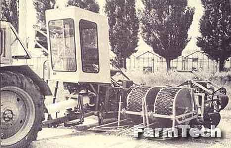 Двухрядная машина для сплошной уборки капусты Агромашина УКМ-2