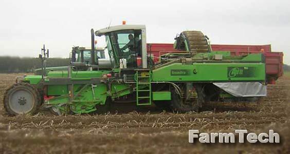 Комбайн элеваторного типа двухрядный самоходный AVR Quadra+