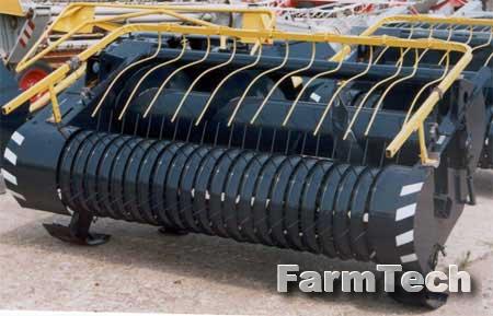 Подборщик для трав Кировец-ЛандТехник ПТФ-2,2