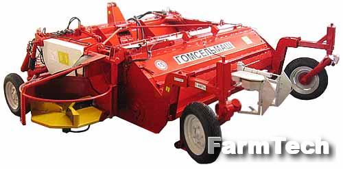 Комбайн свеклоуборочный навесной Гомсельмаш Палессе ВН62