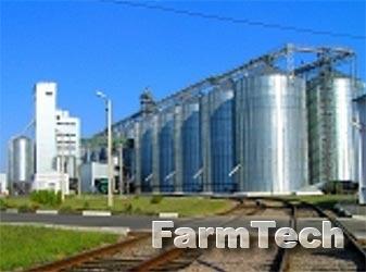 Силос металлический вентилируемый на бетонном основании Карловский машиностроительный завод СМВУ