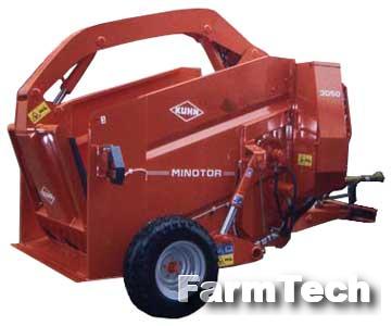 Погрузчик-раздатчик и выдуватель силоса и соломы Kuhn Minotor 3060