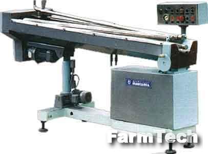 Машина карамеле-обкаточная Б4-ШМП-1